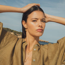 Load image into Gallery viewer, lysia dark green earrings