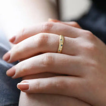 Load image into Gallery viewer, star crystal ring

