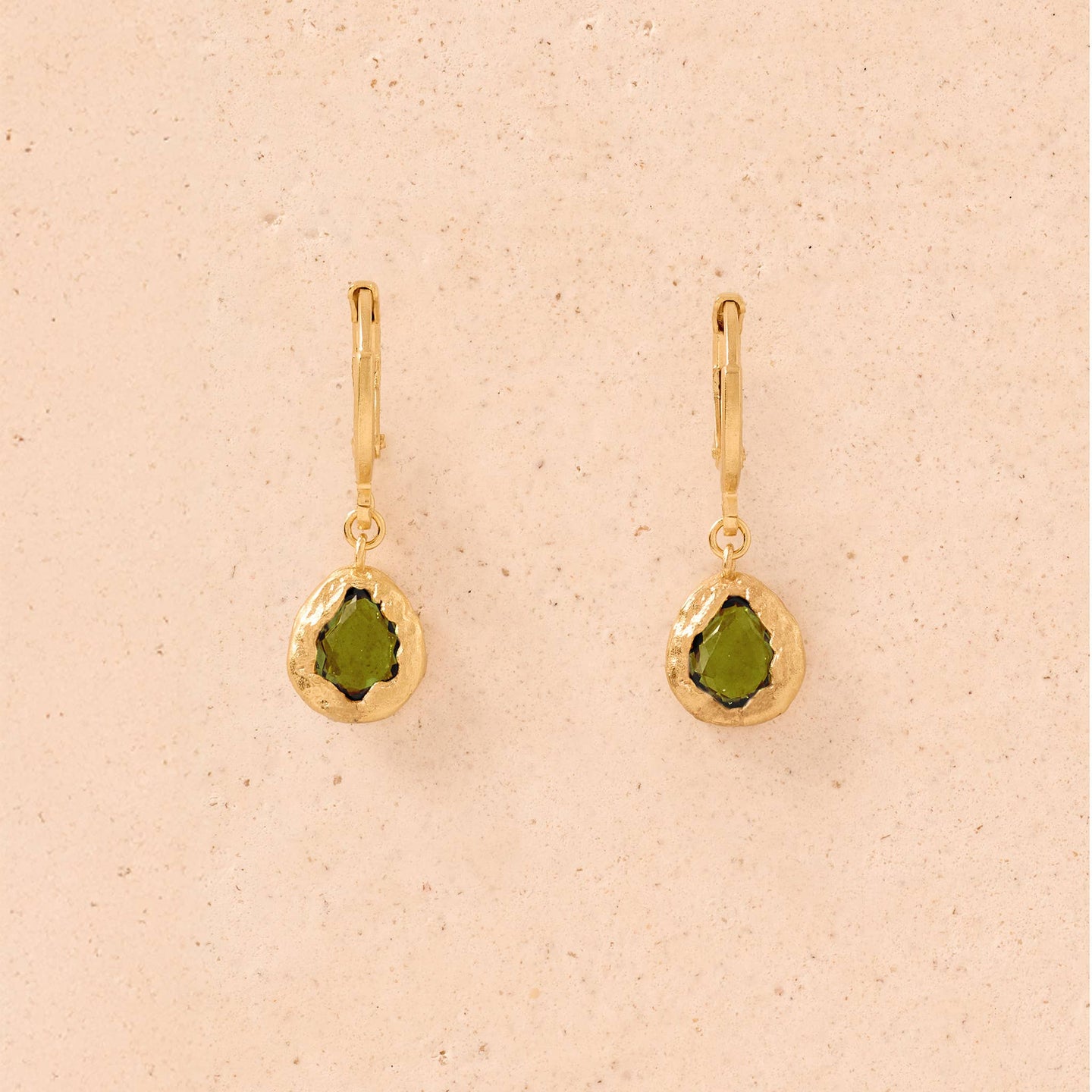 lysia dark green earrings