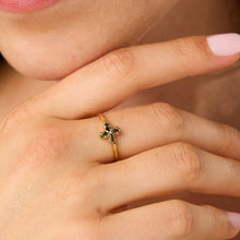 Load image into Gallery viewer, fausta mini ring | M
