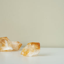 Load image into Gallery viewer, raw citrine tips
